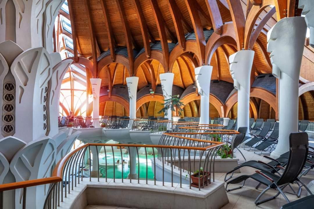 Marusius Apartmanhaz Makó المظهر الخارجي الصورة
