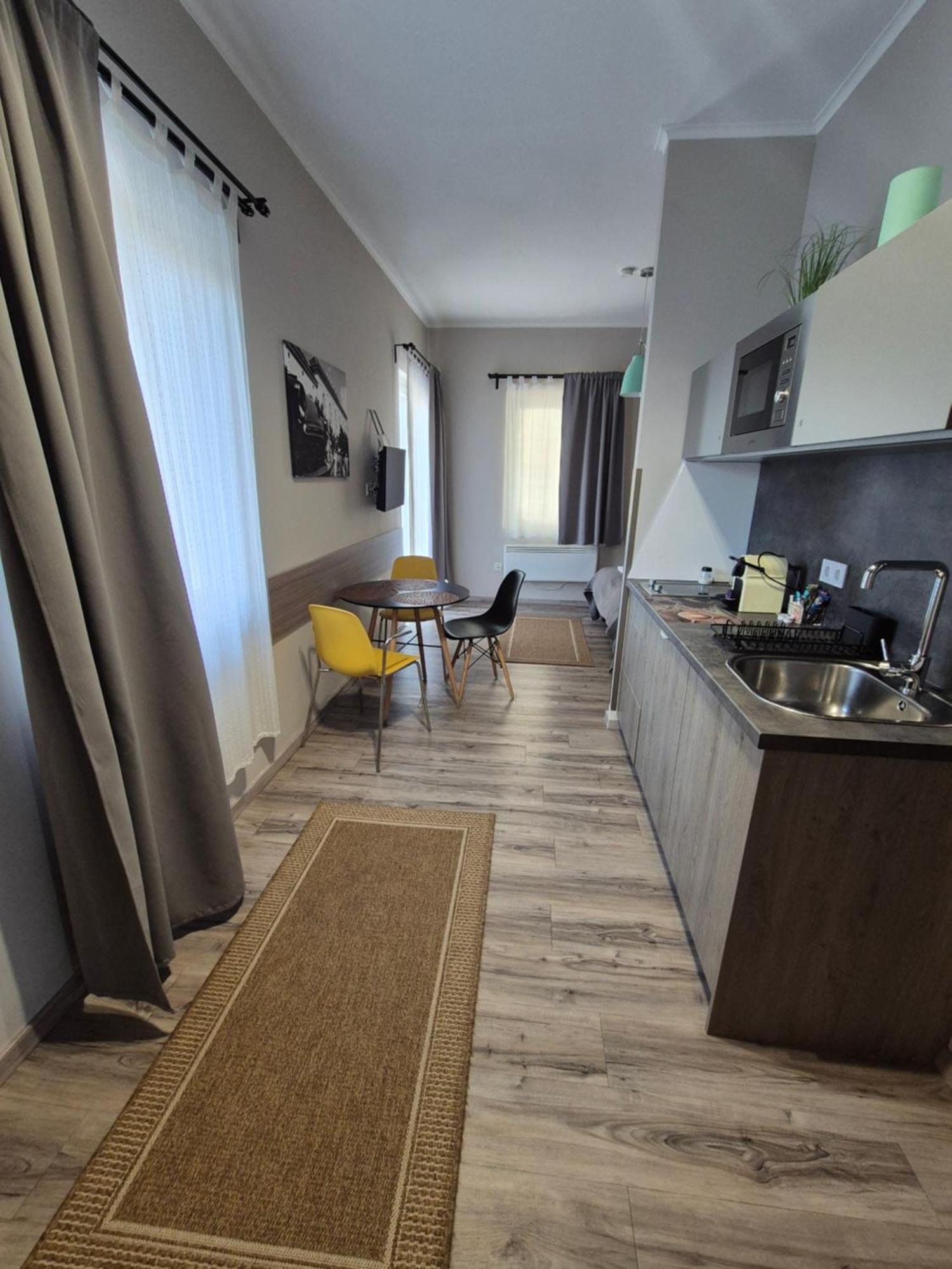 Marusius Apartmanhaz Makó المظهر الخارجي الصورة